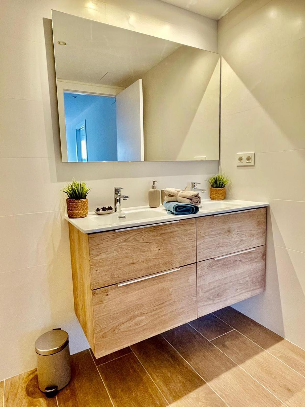 Femina Blue Apartment Cambrils Ngoại thất bức ảnh