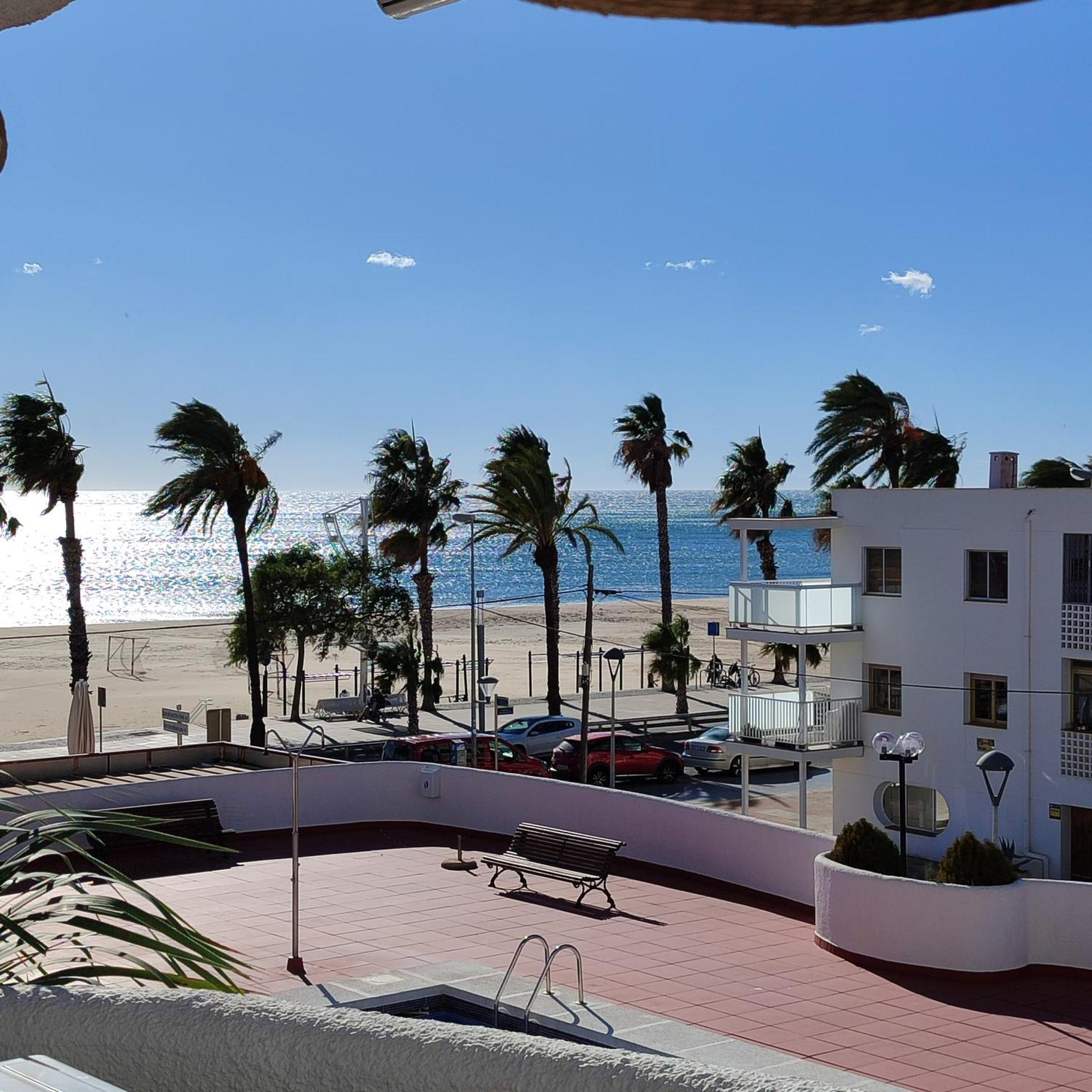 Femina Blue Apartment Cambrils Ngoại thất bức ảnh