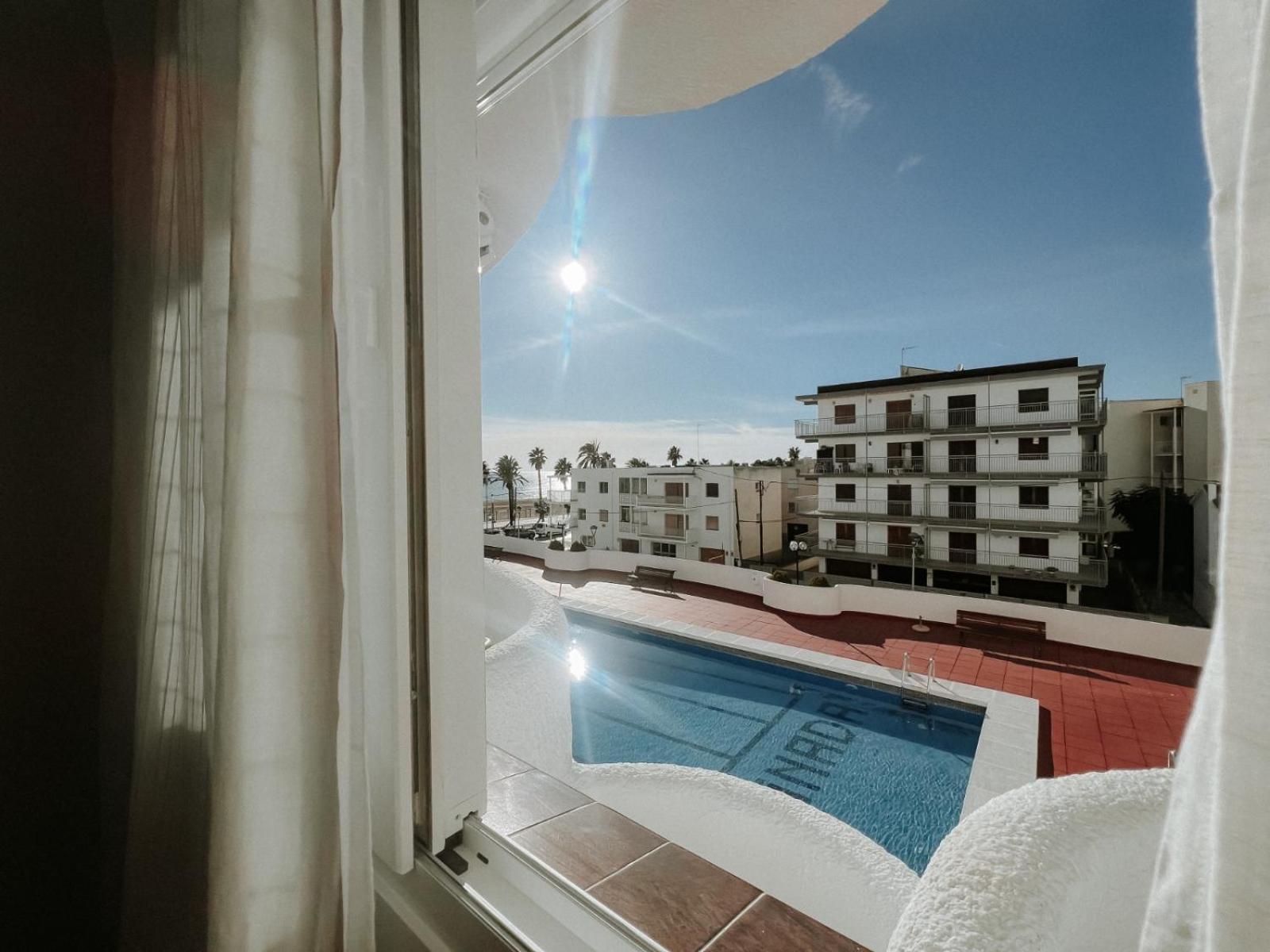 Femina Blue Apartment Cambrils Ngoại thất bức ảnh